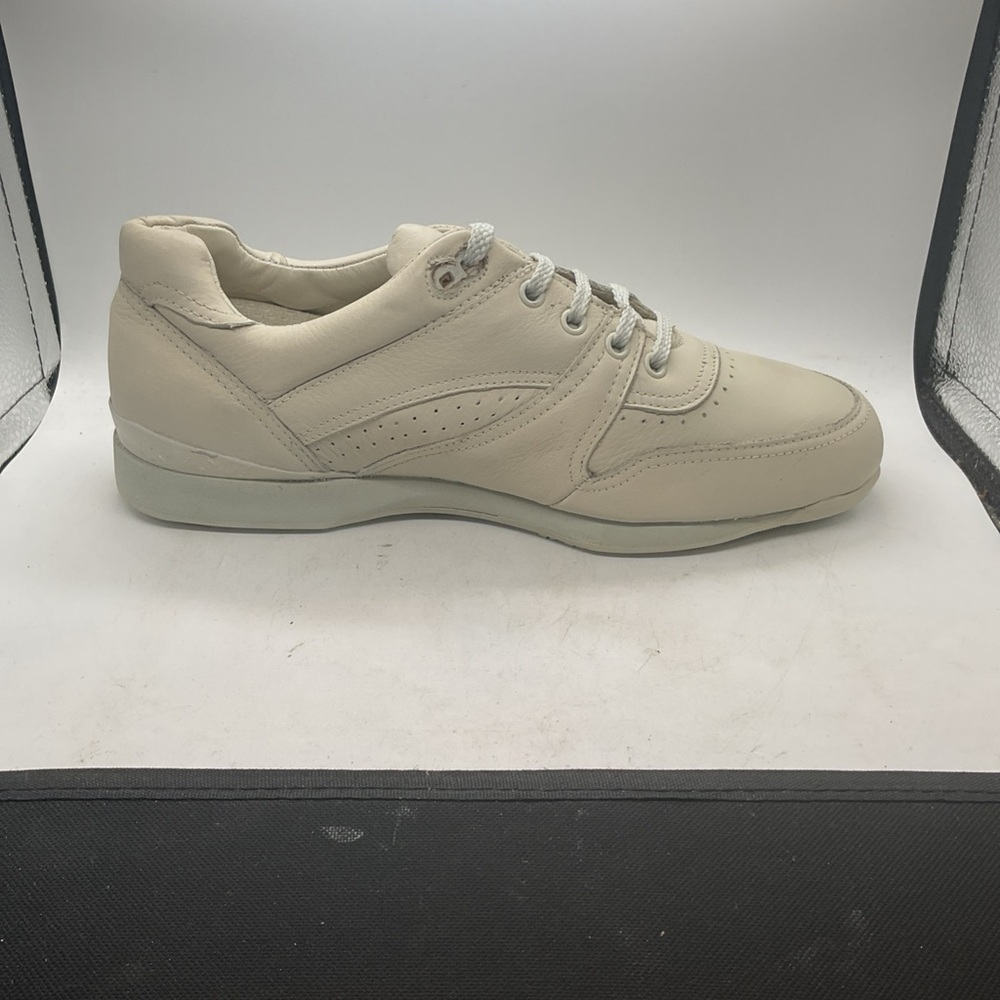 Levi’s Autoflex Comfort System - Lace Up Shoes - Beige - Men’s Size 8.5M - Picture 6 of 9